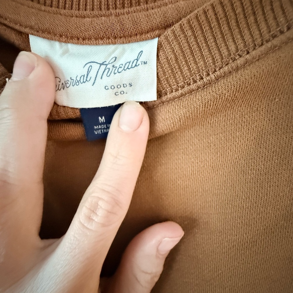 Universal Thread Rustic Brown Crewneck Sweatshirt - Picture 4 of 5
